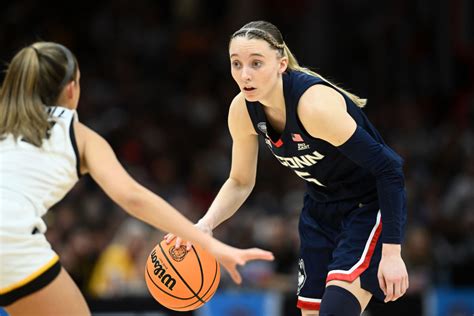 paige bueckers leak|Inside the viral photo of Paige Bueckers, UConn women’s  .